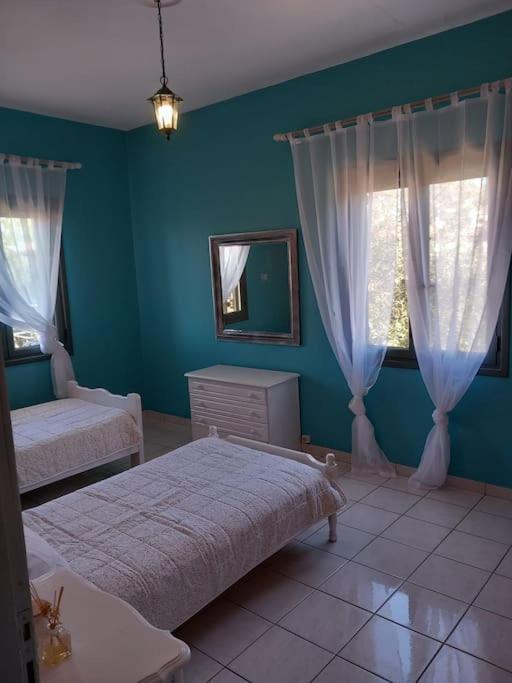 Stoupa Beachside Retro Apartment Bagian luar foto